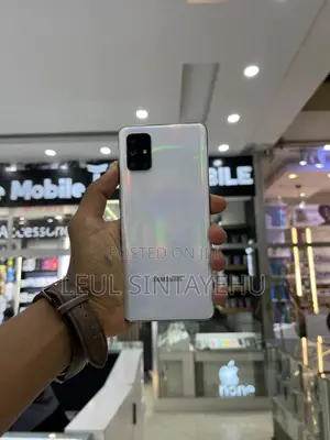 Samsung Galaxy A71 128 GB White