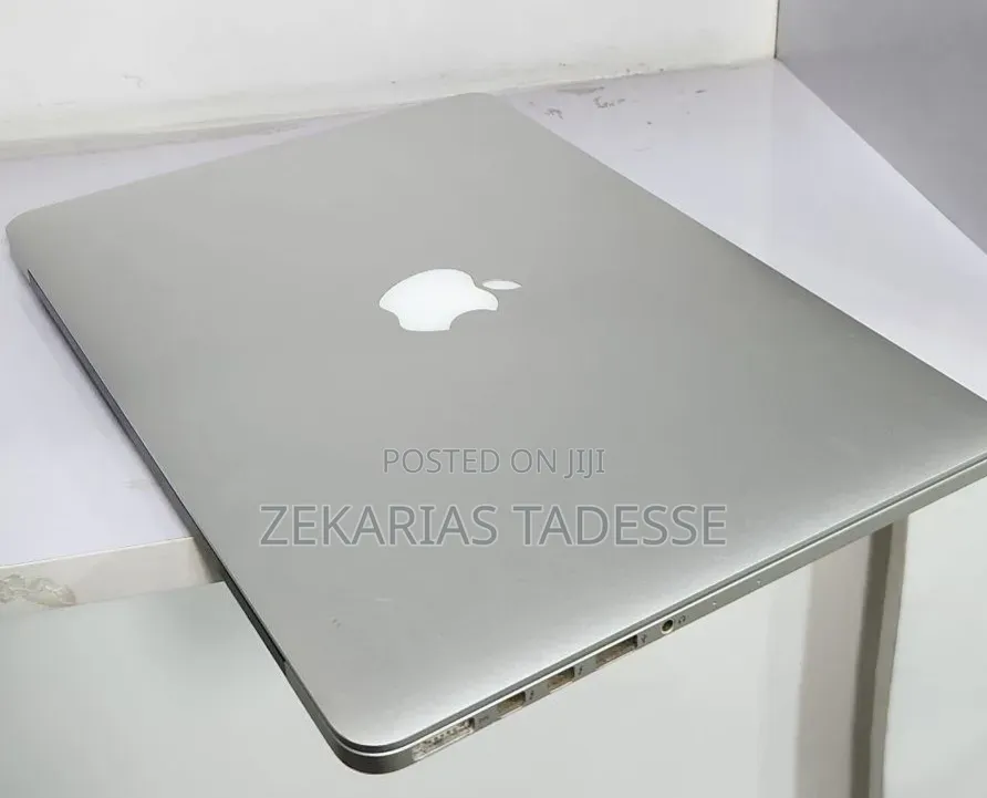 New Laptop Apple MacBook Pro 2013 8GB Intel Core i5 SSD 256GB