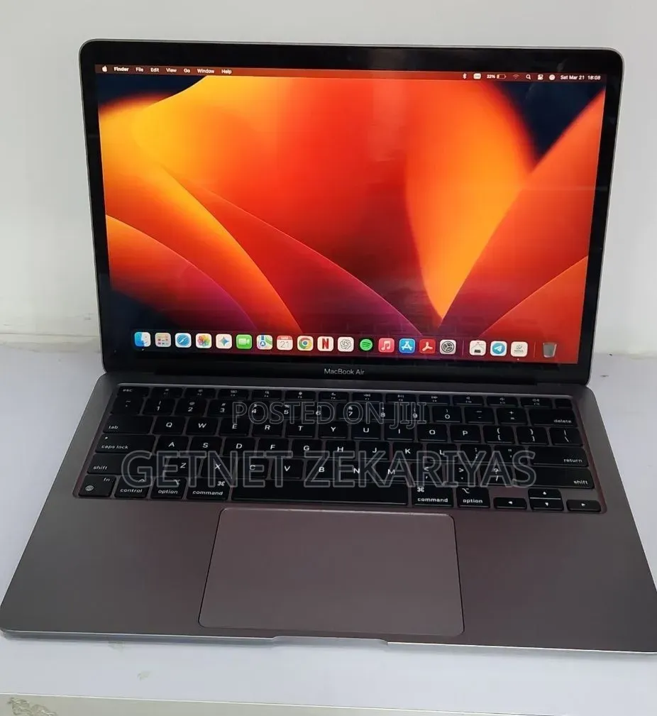 New Laptop Apple MacBook Air 2020 M1 8GB Apple M1 SSD 256GB