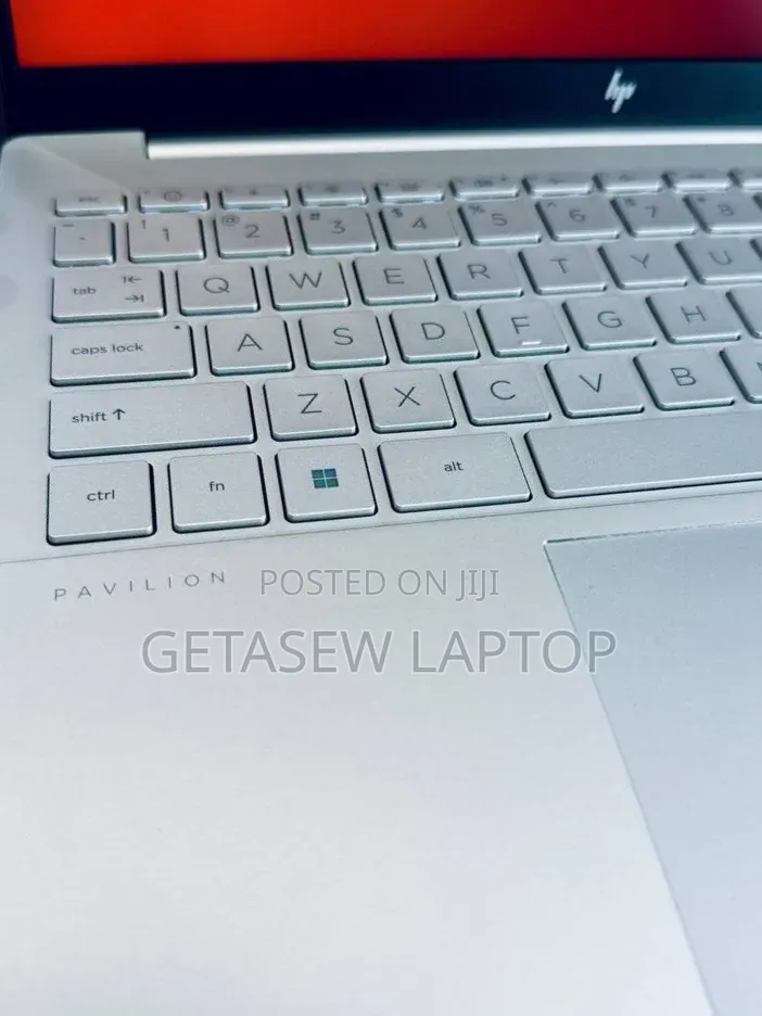 New Laptop HP Pavilion 15 6GB Intel Core i5 SSD 512GB