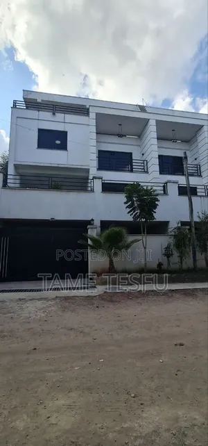 Furnished 8bdrm House in ሰሚት, Bole for sale