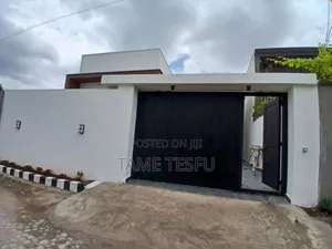 Furnished 3bdrm Villa in ጃክሮስ, Bole for sale