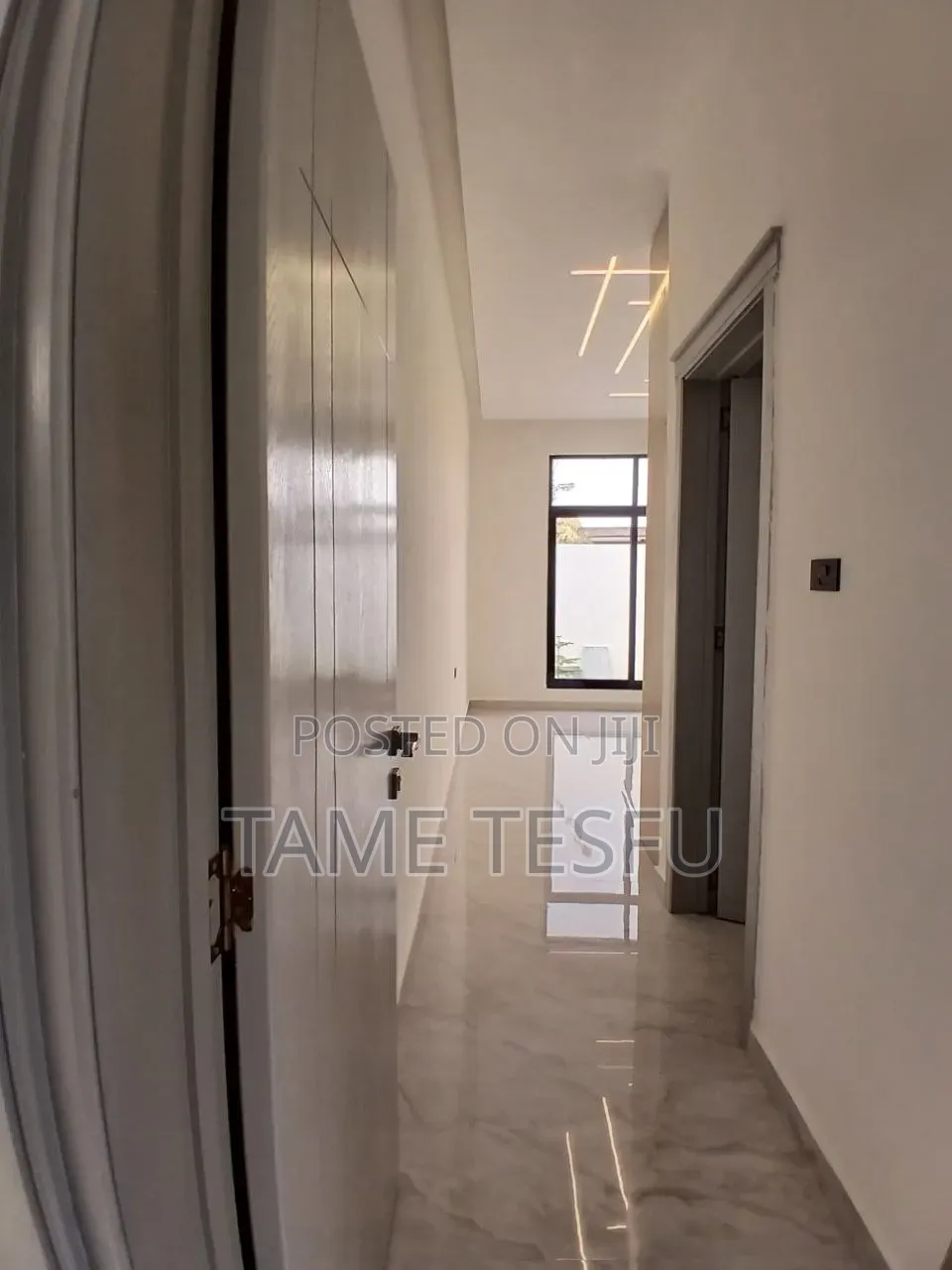 Furnished 3bdrm Villa in ጃክሮስ, Bole for sale