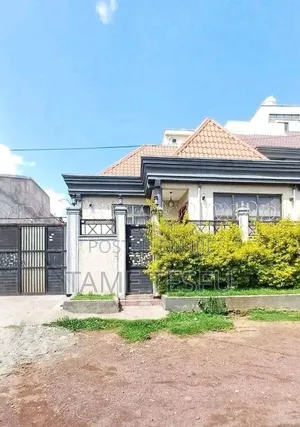 Furnished 3bdrm Villa in ሰሚት, Bole for sale