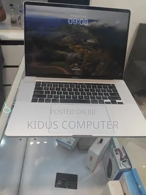 New Laptop Apple MacBook Pro 2019 16GB Intel Core i7 SSD 512GB