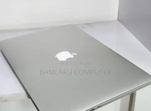 New Laptop Apple MacBook Air 2013 8GB Intel Core i5 SSD 256GB