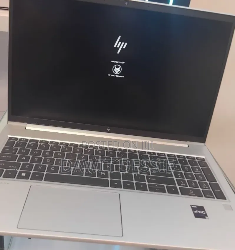 New Laptop HP 650 16GB Intel Core i5 SSD 512GB