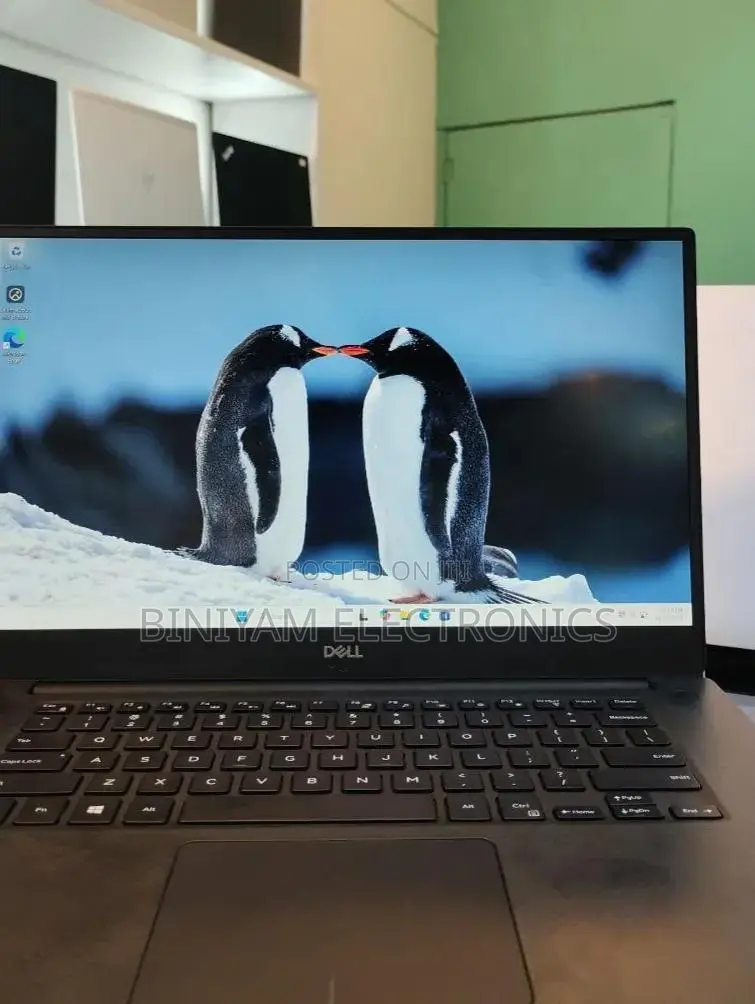 New Laptop Dell XPS 15 16GB Intel Core i7 SSD 512GB