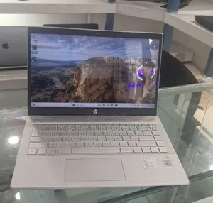 New Laptop HP Pavilion 15 8GB Intel Core i5 SSD 512GB