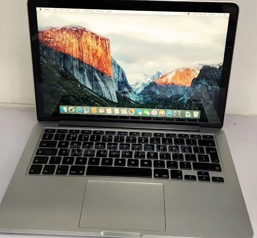 New Laptop Apple MacBook Pro 2013 8GB Intel Core i5 SSD 256GB