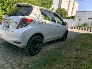 Toyota Yaris 2014 White
