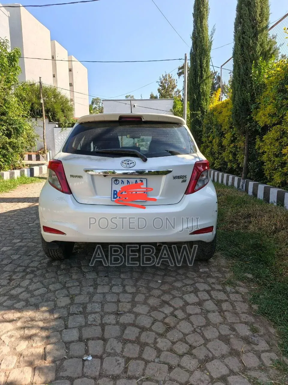 Toyota Yaris 2014 White