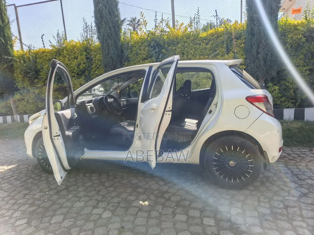 Toyota Yaris 2014 White