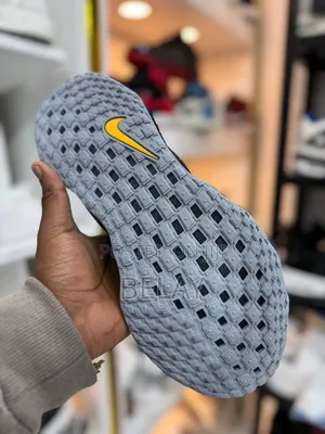 Nike Reach Men's Shoes