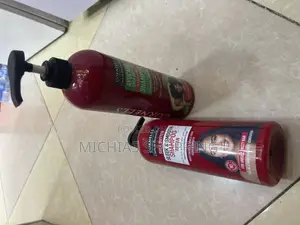 Cornells Dark and Beautyful Shea Butter Shampoo