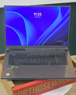 New Laptop Asus ROG Strix G15 16GB Intel Core i9 SSD 1T