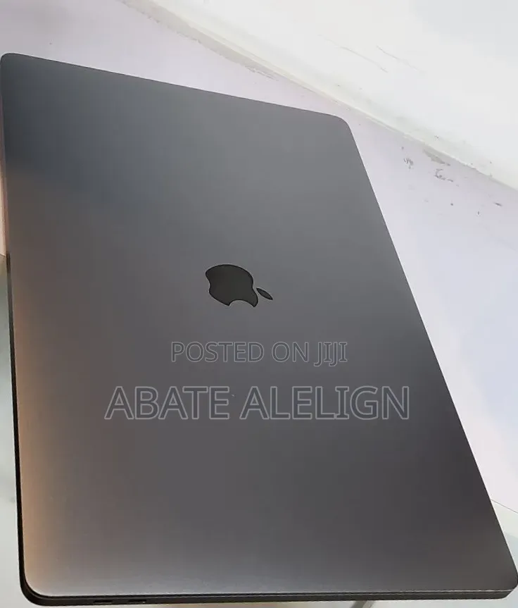New Laptop Apple MacBook Pro 2019 32GB Intel Core i9 SSD 1T