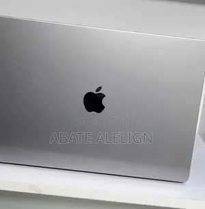 New Laptop Apple MacBook Pro M1 32GB Apple M1 Pro SSD 512GB
