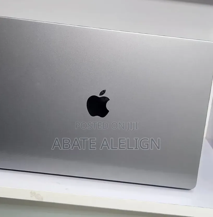 New Laptop Apple MacBook Pro M1 32GB Apple M1 Pro SSD 512GB