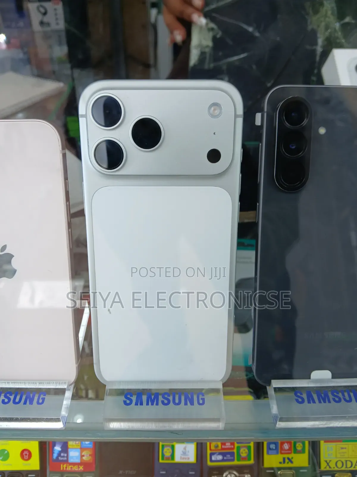 New Apple iPhone 17 Pro Max 256 GB White