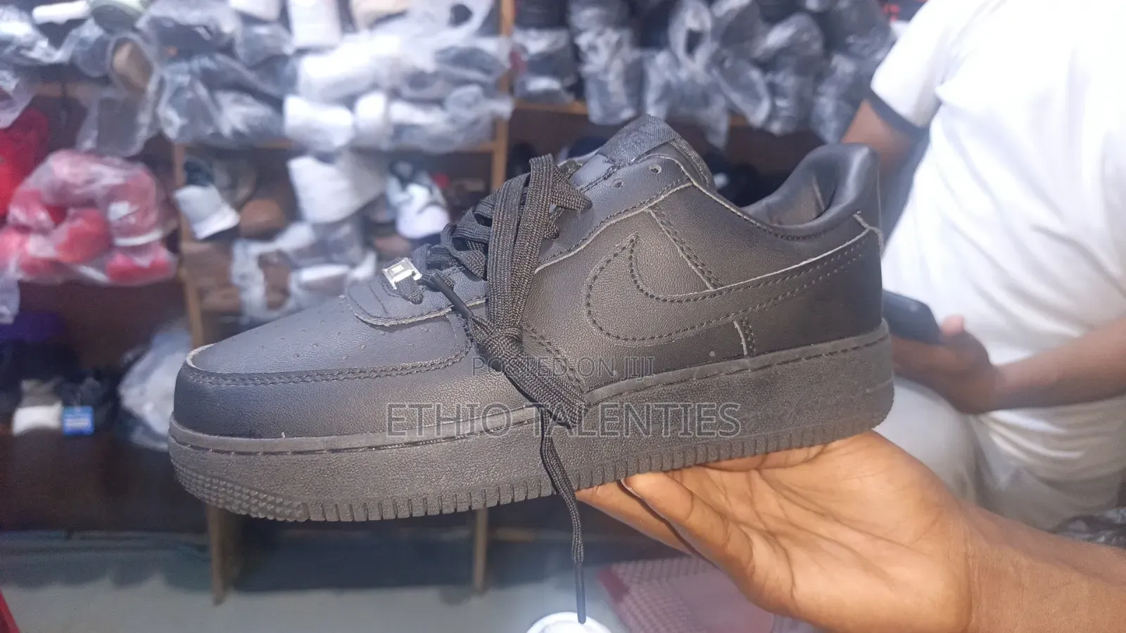 Black Nike Air Force 1