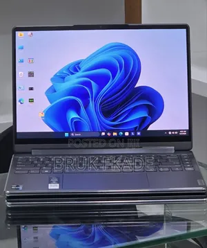 New Laptop Lenovo Yoga 9i 16GB Intel Core i7 SSD 1T