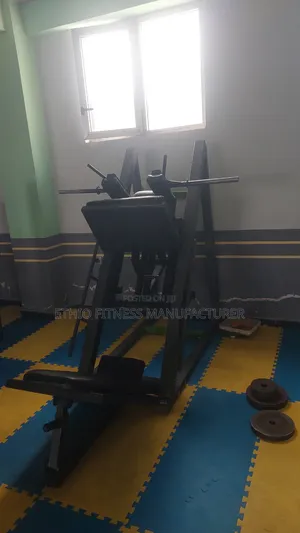 Leg Press Machine ጠንካራ Gym Equipment