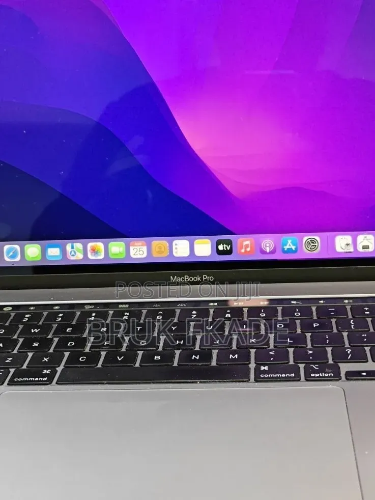 New Laptop Apple MacBook 2018 32GB Intel Core i9 SSD 2T