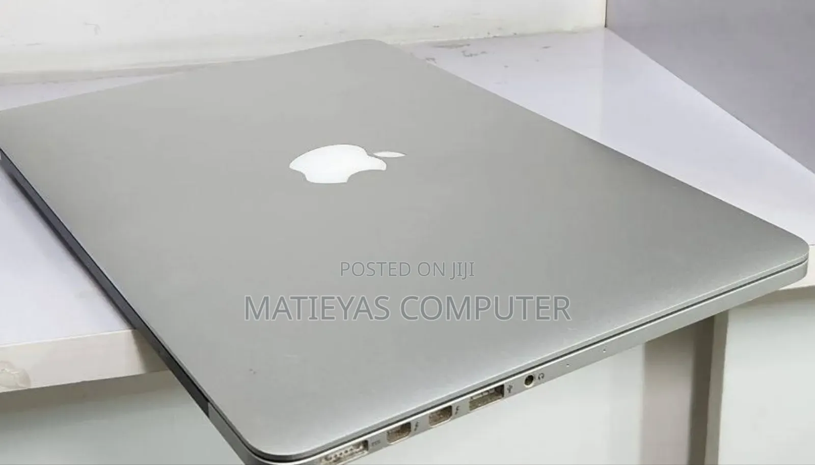 New Laptop Apple MacBook Pro 2013 8GB Intel Core i5 SSD 256GB