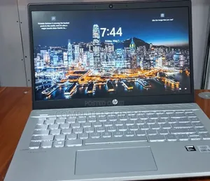 New Laptop HP Pavilion 15 8GB Intel Core i5 SSD 512GB