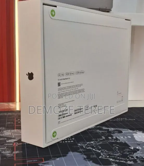 New Laptop Apple MacBook Air 2025 M4 13-inch 16GB Apple M4 SSD 512GB
