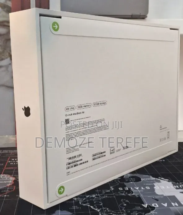 New Laptop Apple MacBook Air 2025 M4 13-inch 16GB Apple M4 SSD 512GB