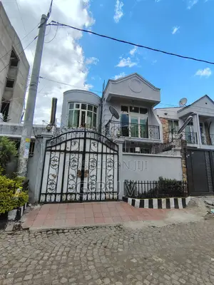4bdrm House in Bole for sale