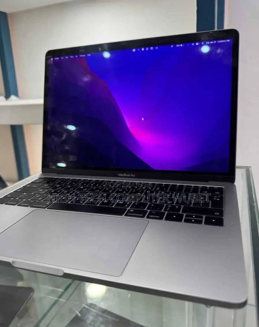New Laptop Apple MacBook Pro 2017 8GB Intel Core i5 SSD 128GB