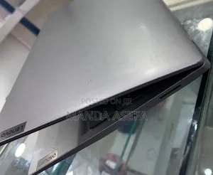 New Laptop Lenovo IdeaPad 520 8GB Intel Core i5 SSD 512GB