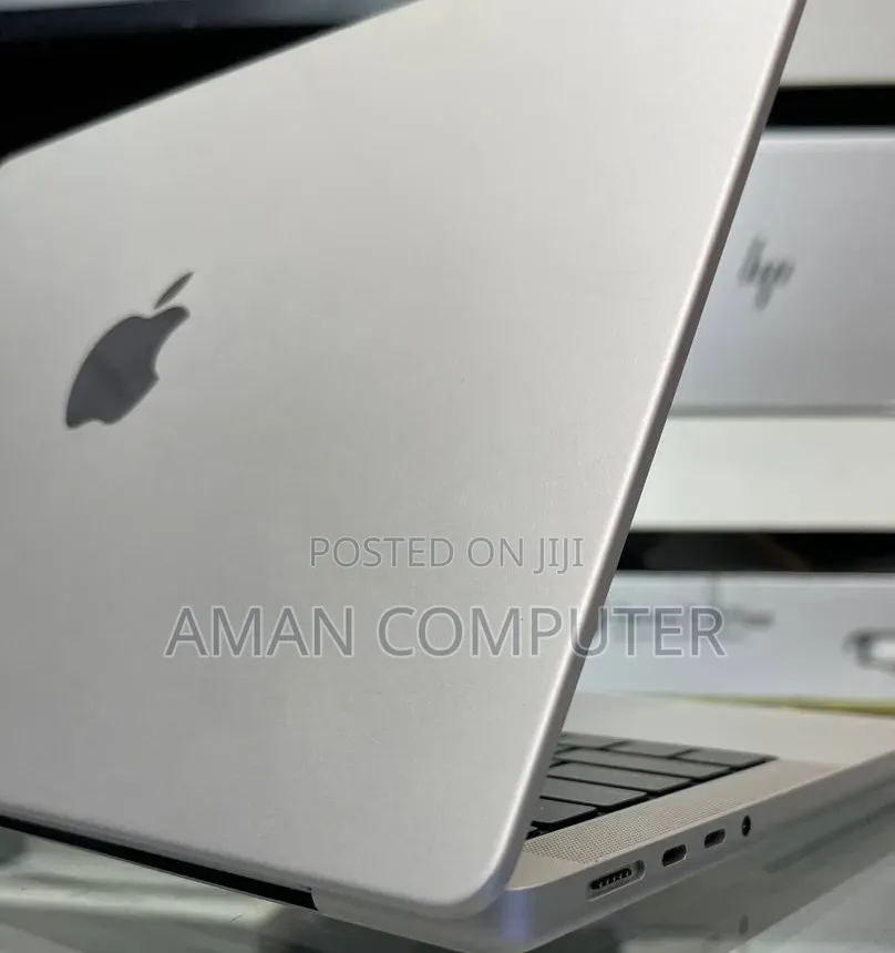 New Laptop Apple MacBook Pro 2023 M3 14-inch 8GB Apple M3 SSD 512GB