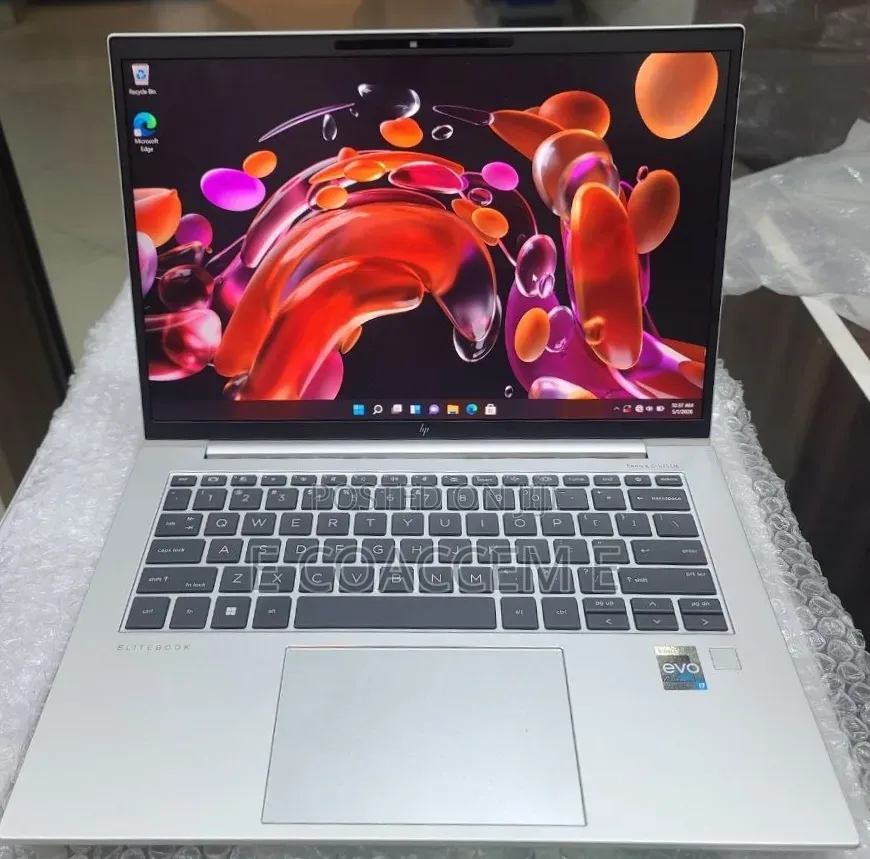 New Laptop HP 16GB Intel Core i7 SSD 512GB