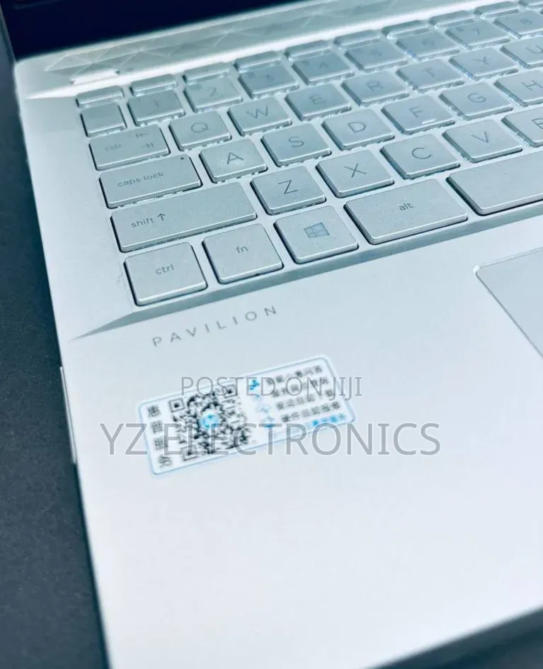 New Laptop HP Pavilion 15 8GB Intel Core i5 SSD 512GB