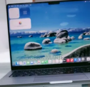 New Laptop Apple MacBook Pro M1 16GB Apple M1 Pro SSD 1T