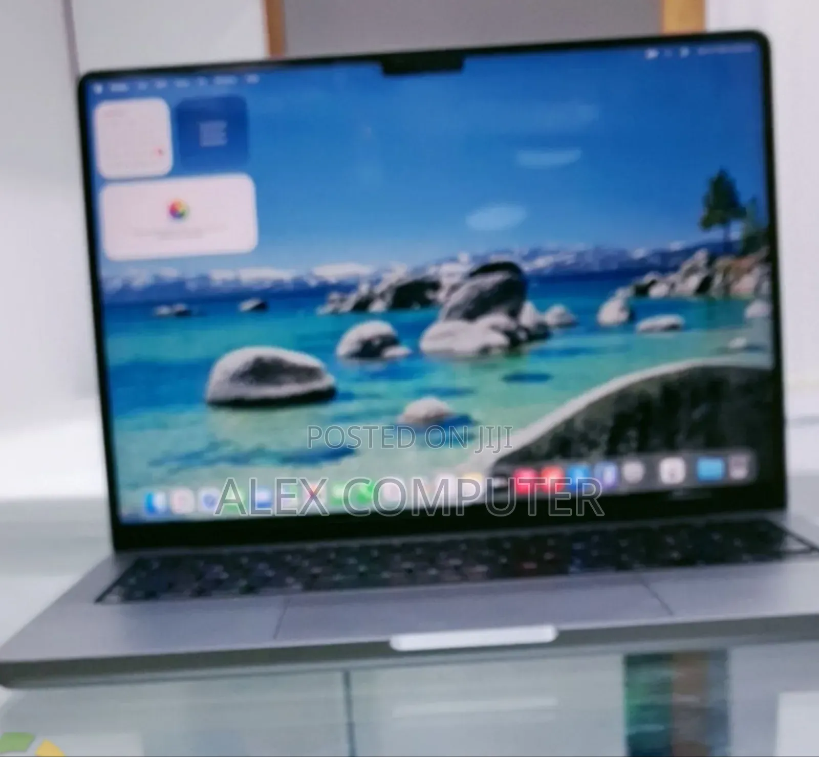 New Laptop Apple MacBook Pro M1 16GB Apple M1 Pro SSD 1T