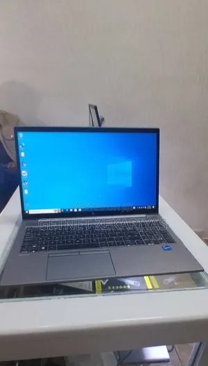 New Laptop HP ZBook 15 16GB Intel Core i7 SSD 512GB