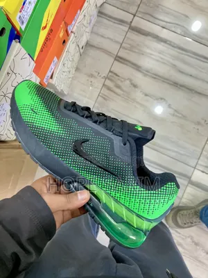 Nike Air Max Phoenix