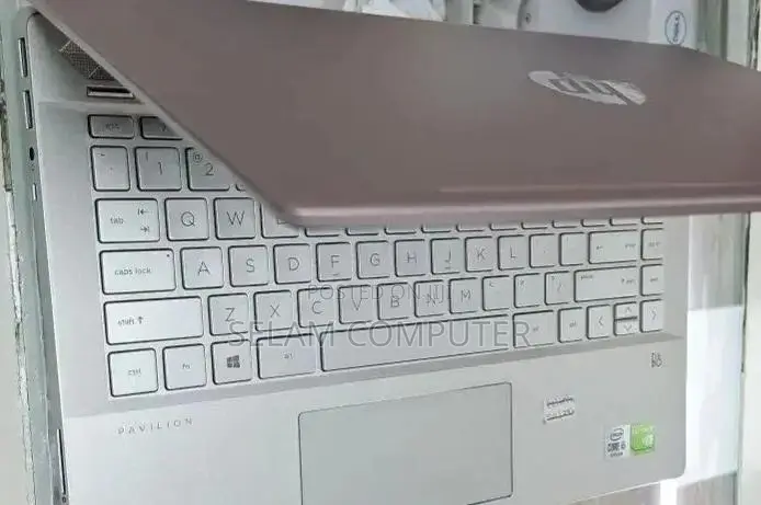 New Laptop HP Pavilion 15 8GB Intel Core i5 SSD 512GB