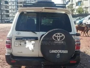 Toyota Land Cruiser 2003