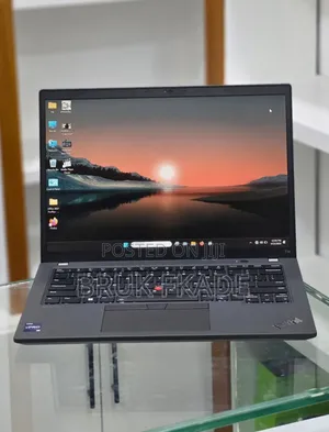New Laptop Lenovo ThinkPad T14 G4 16GB Intel Core i5 SSD 256GB