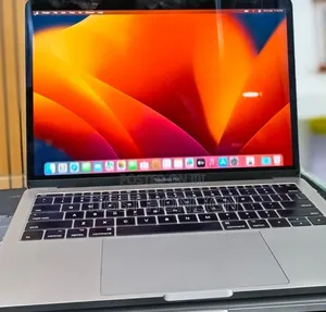 Laptop Apple MacBook Pro 2017 16GB Intel Core i5 SSD 256GB