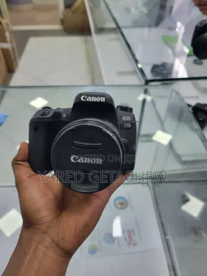 Canon 77d Camera