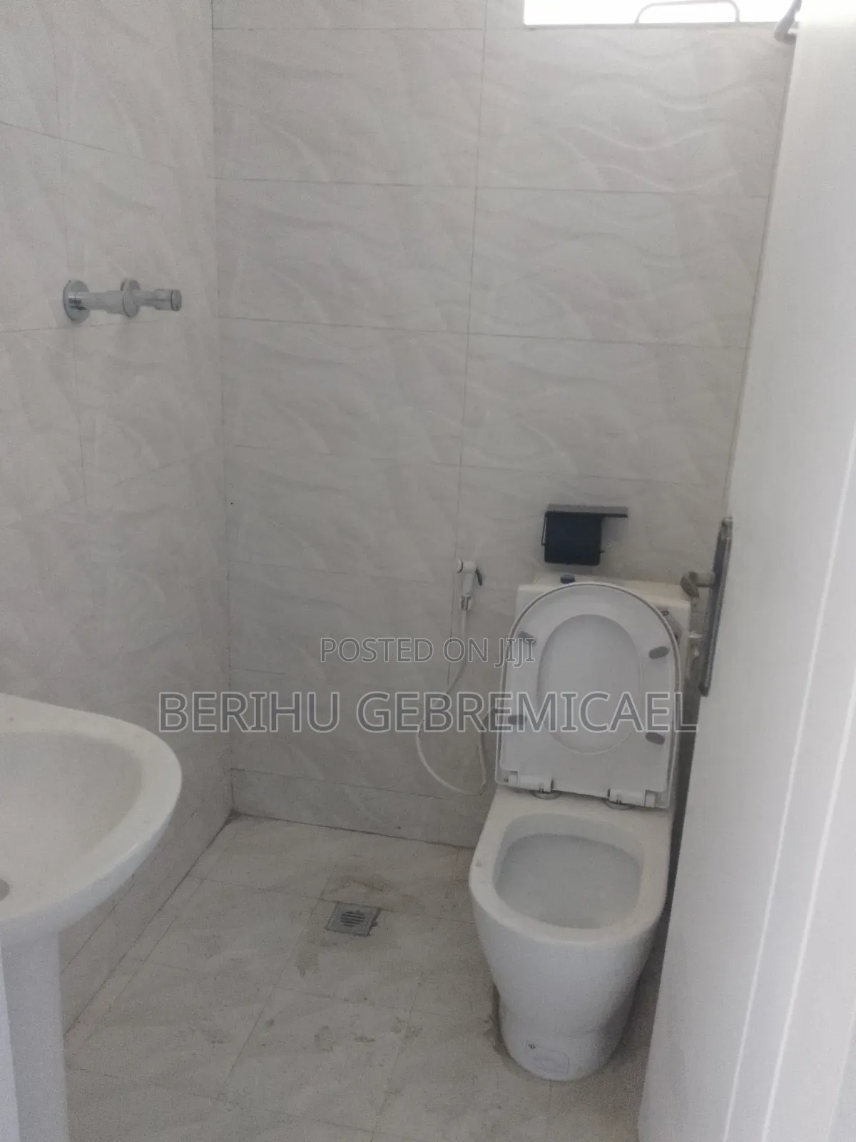 2bdrm Condo in አያት, Yeka for rent