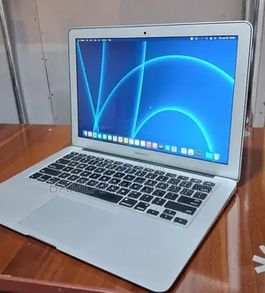 New Laptop Apple MacBook Air 2015 8GB Intel Core i5 SSD 256GB