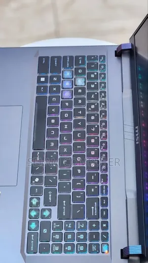 New Laptop MSI Pulse GL66 16GB AMD Ryzen 9 SSD 1T